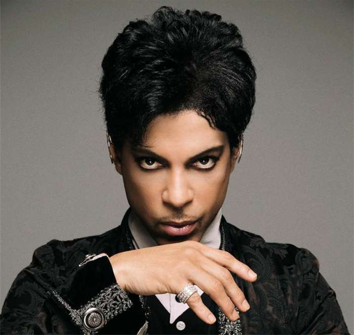 Siga La Vibe: Prince vai lançar dois novos trabalhos Prince artist