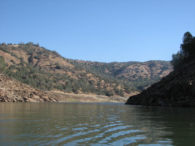 An upstream perspective of the proposed site of Temperance Flat Dam in Millerton Lake.