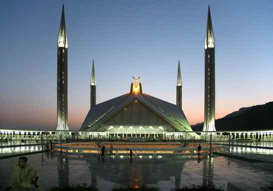 Faisalmosque2Ai4