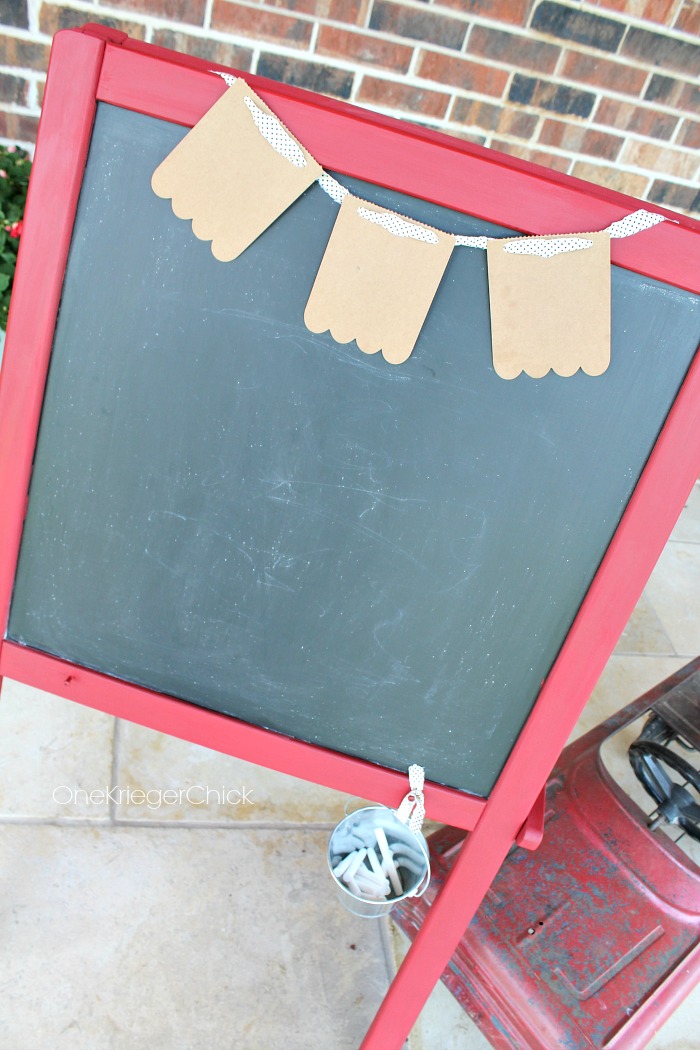 Easel-Chalkboard-OneKriegerChick.com