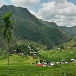 Batad et ses 2 églises : catholique et protestante