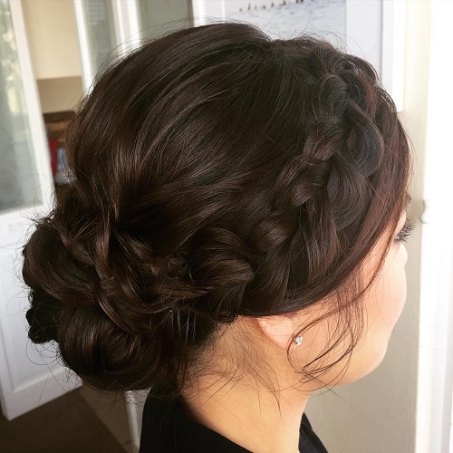 Chignon With A Headband Braid