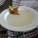 crema de apio con queso roquefort