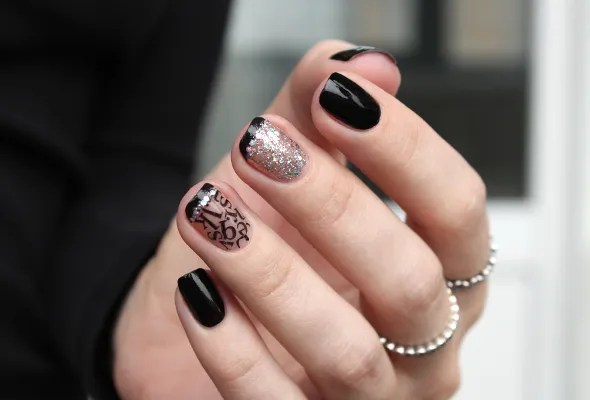Alphabet letters nails design