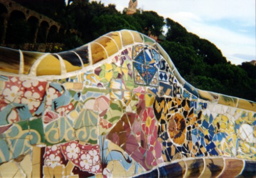 Antoni Gaudi Mosaiken Der Serpentinenbank Im Park Guell