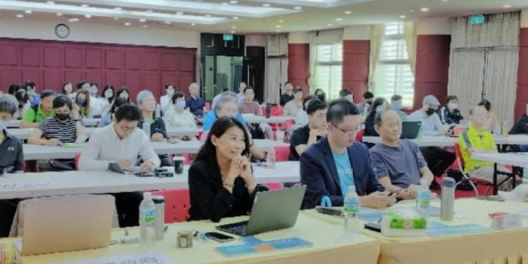 花蓮數位轉型關鍵力學院 策略大師與花蓮企業腦力激盪 花蓮數位轉型關鍵力學院 策略大師與花蓮企業腦力激盪