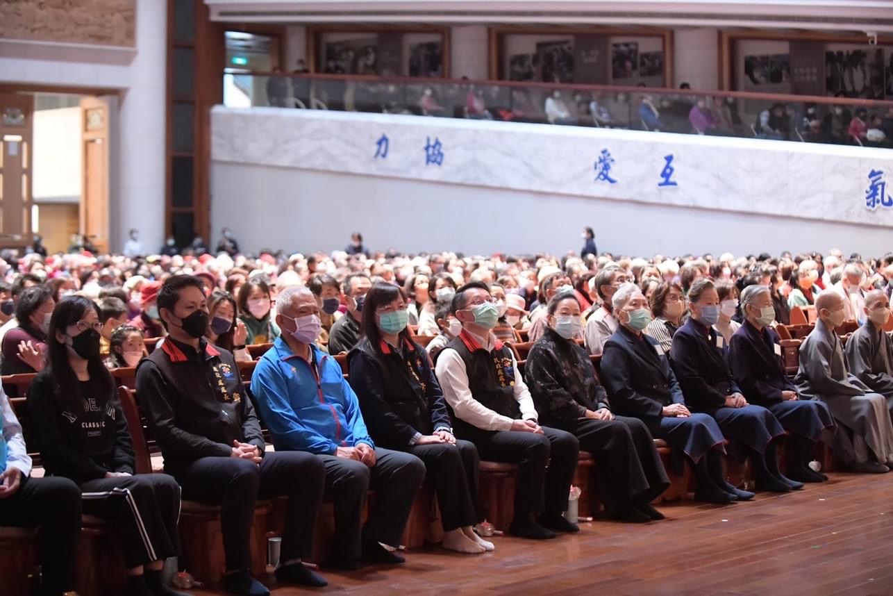 慈濟基金會舉辦歲末祝福暨蔬食嘉年華 縣長徐榛蔚感恩付出 推廣淨零綠生活