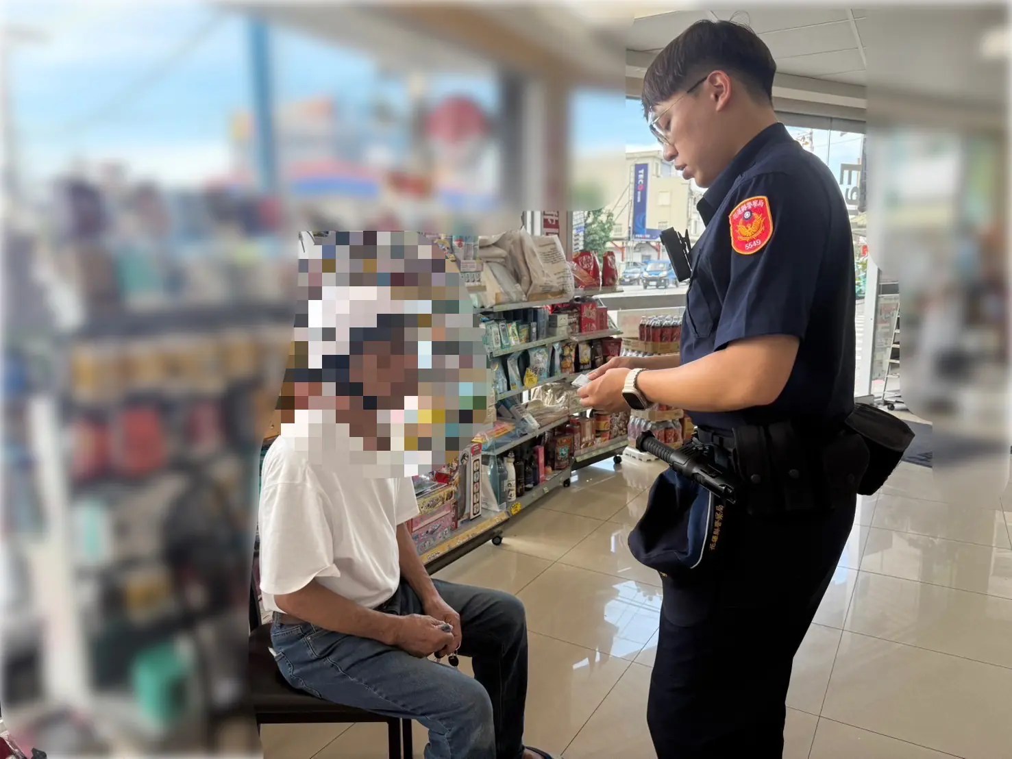 老翁迷途至便利商店求助　 北昌警即刻協助返家團圓