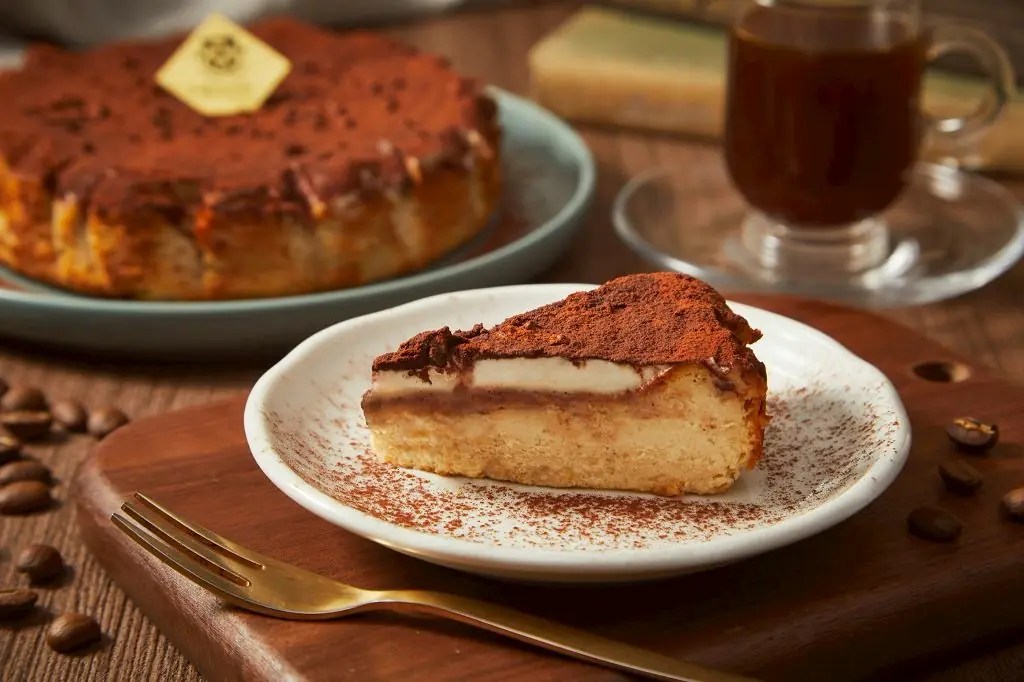 咖啡迷必收義式瑪奇朵 × 巴斯克 起士公爵打造秋冬最迷人義式瑪奇朵熟成巴斯克 咖啡迷必收義式瑪奇朵 × 巴斯克 起士公爵打造秋冬最迷人義式瑪奇朵熟成巴斯克