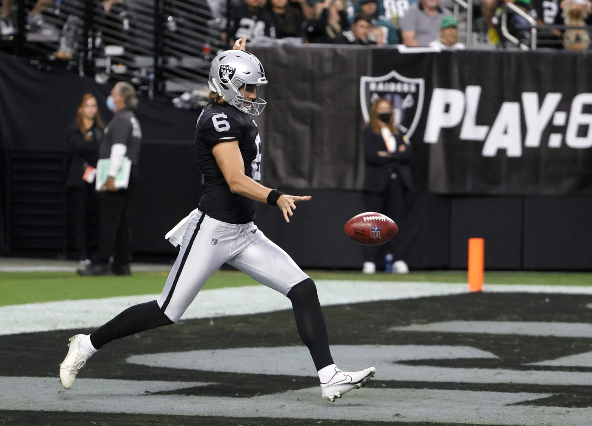 Raiders punter AJ Cole auditions to play...
