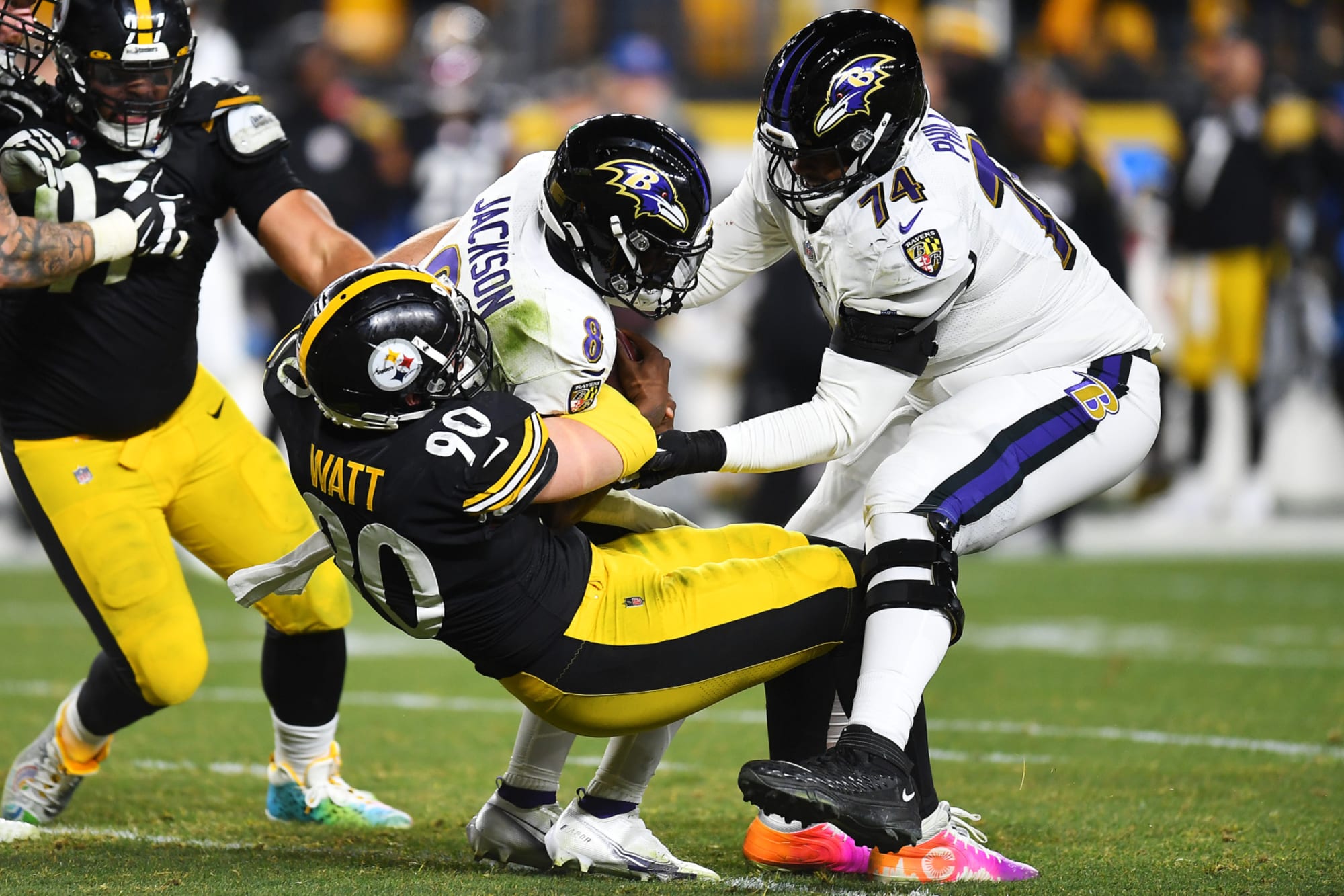 Steelers stay alive with win, but can they make...