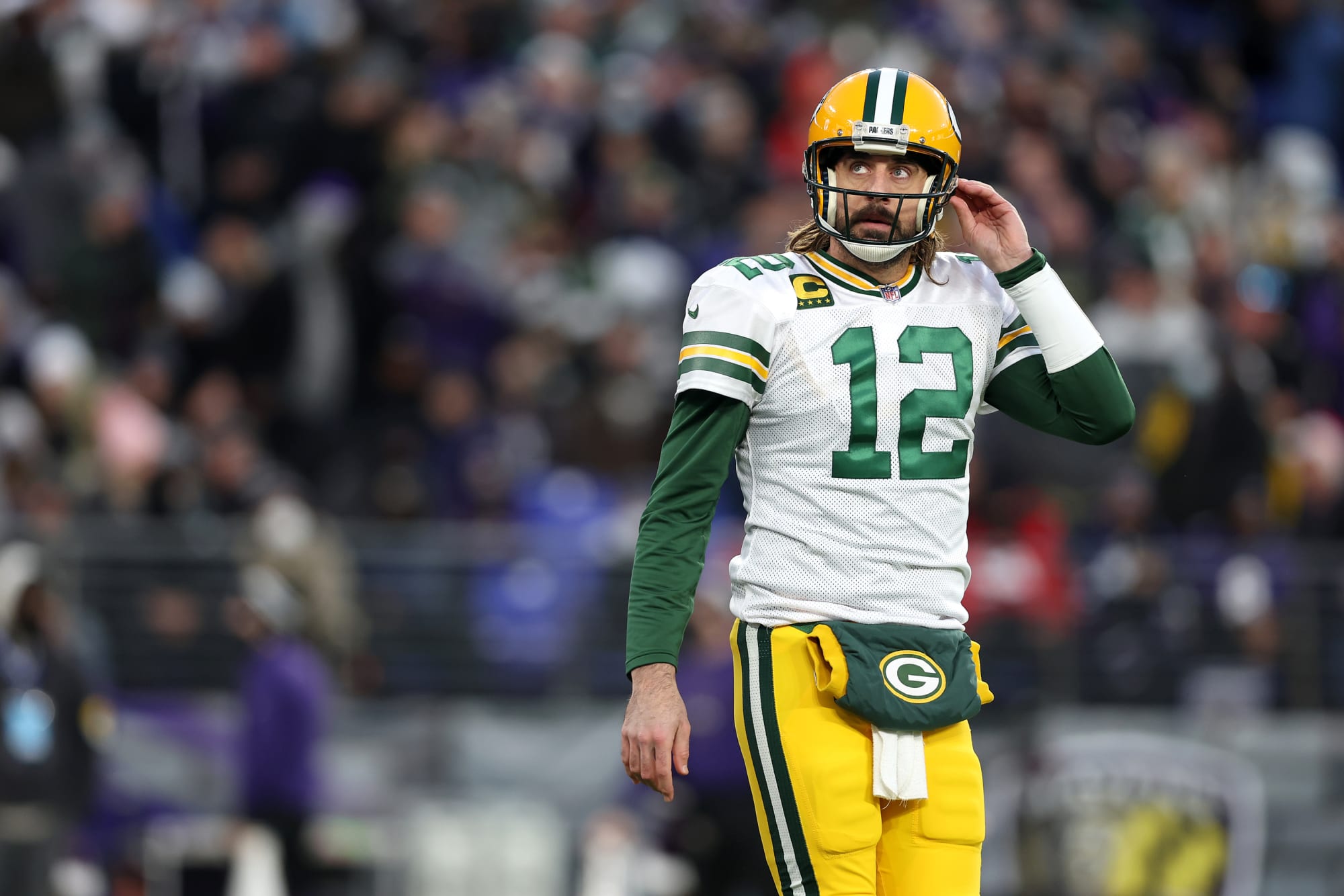 Aaron Rodgers hands Myles Garrett massive praise...