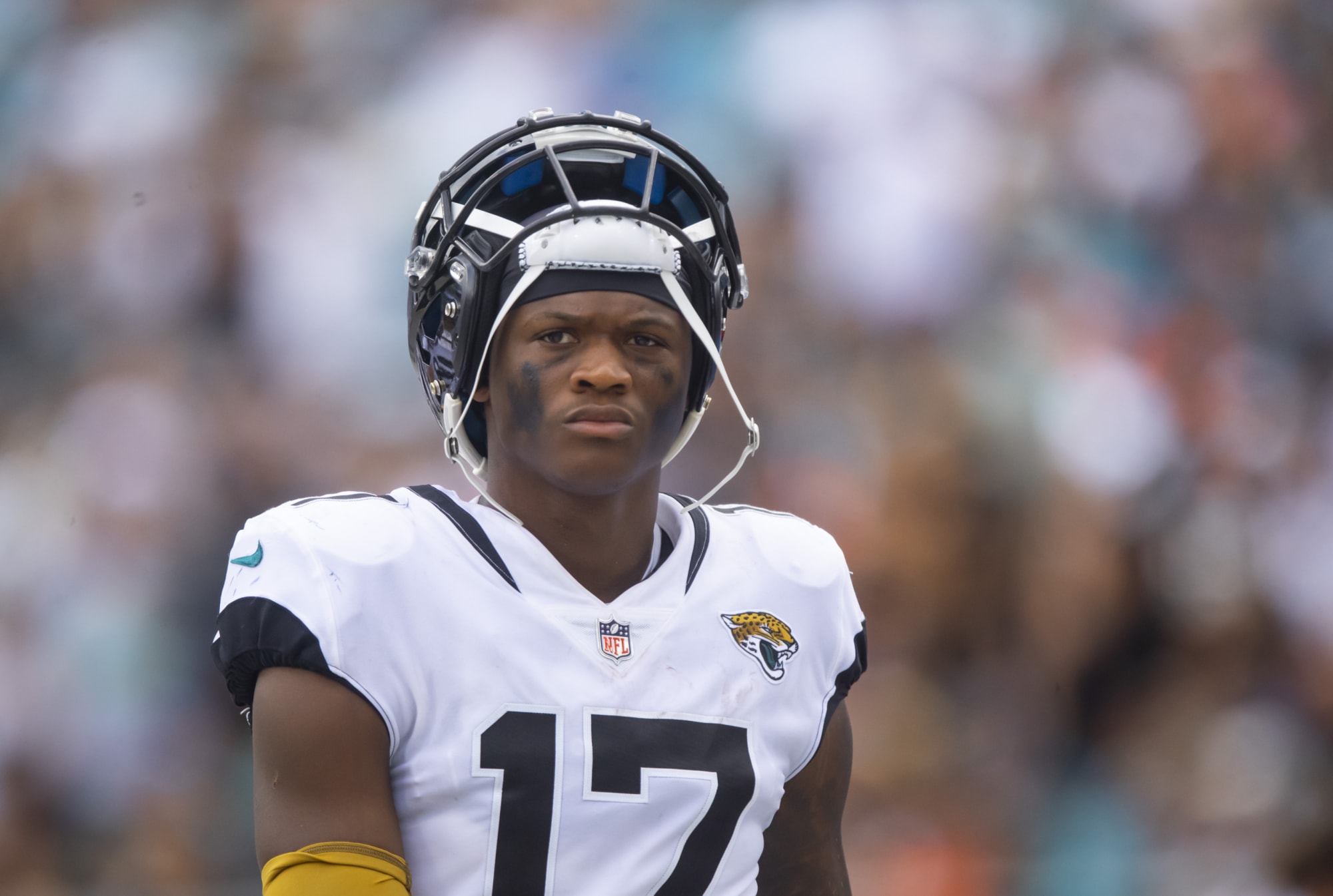 3 upcoming free agents the Bears should start...