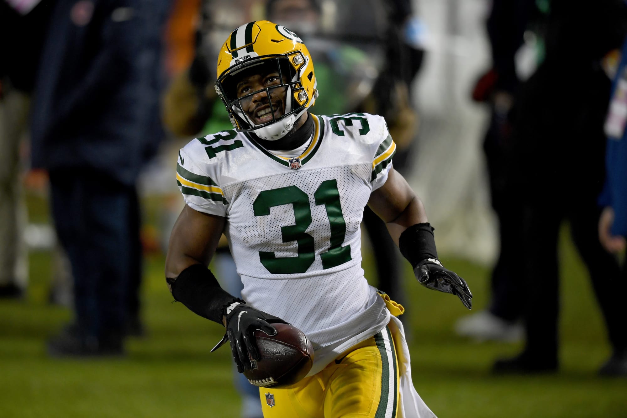 Packers safety responds to MVP voter who called...
