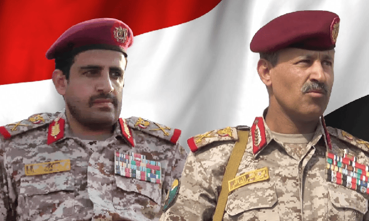 وزير الدفاع ورئيس الأركان يهنئان قائد الثورة بالعيد الوطني الـ ٣٤ للجمهورية اليمنية