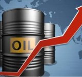 النفط يشتعل مجدداً مع تهديدات ترامب بضرب إيران