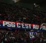 برشلونة يشكو لليويفا بسبب لافتة استفزازية