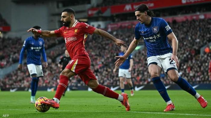 ليفربول يفوز وصلاح يعزز مكانته التاريخية بالدوري الإنجليزي