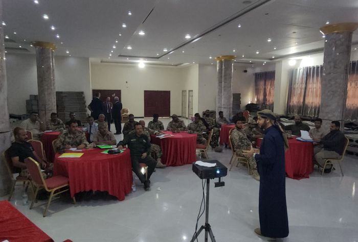 المسعودي يفتتح ورشة تدريبية في القانون الدولي الإنساني لضباط المقاومة الوطنية بالمخا المسعودي يفتتح ورشة تدريبية في القانون الدولي الإنساني لضباط المقاومة الوطنية بالمخا