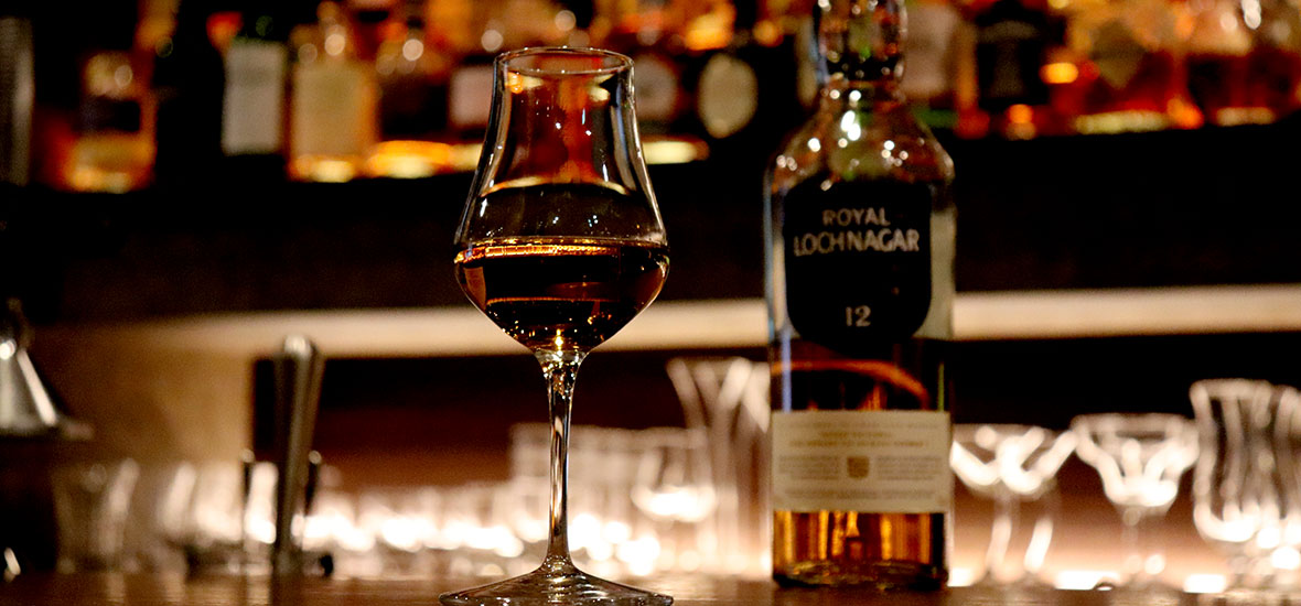 山形市 オーセンティックバー「4Dears」