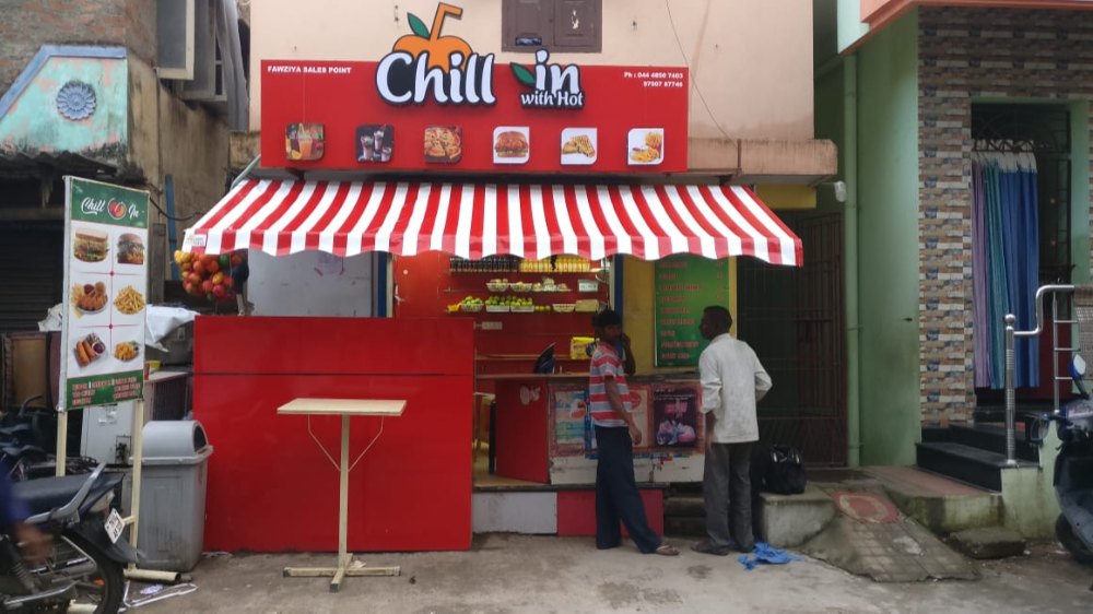 Miri piri sheds & structures pvt. Canopy Style PVC retractable shop awning, Rs 350 /sqft