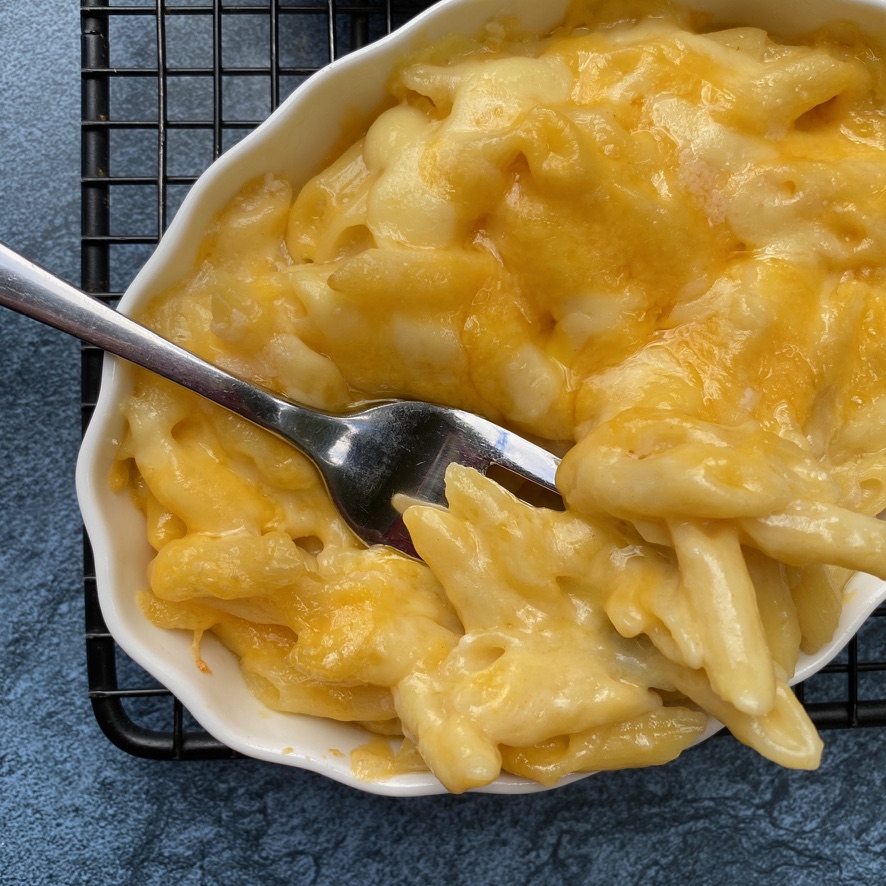 Crystal's Creamy Penne Macaroni & Cheese 7 Empty Plates