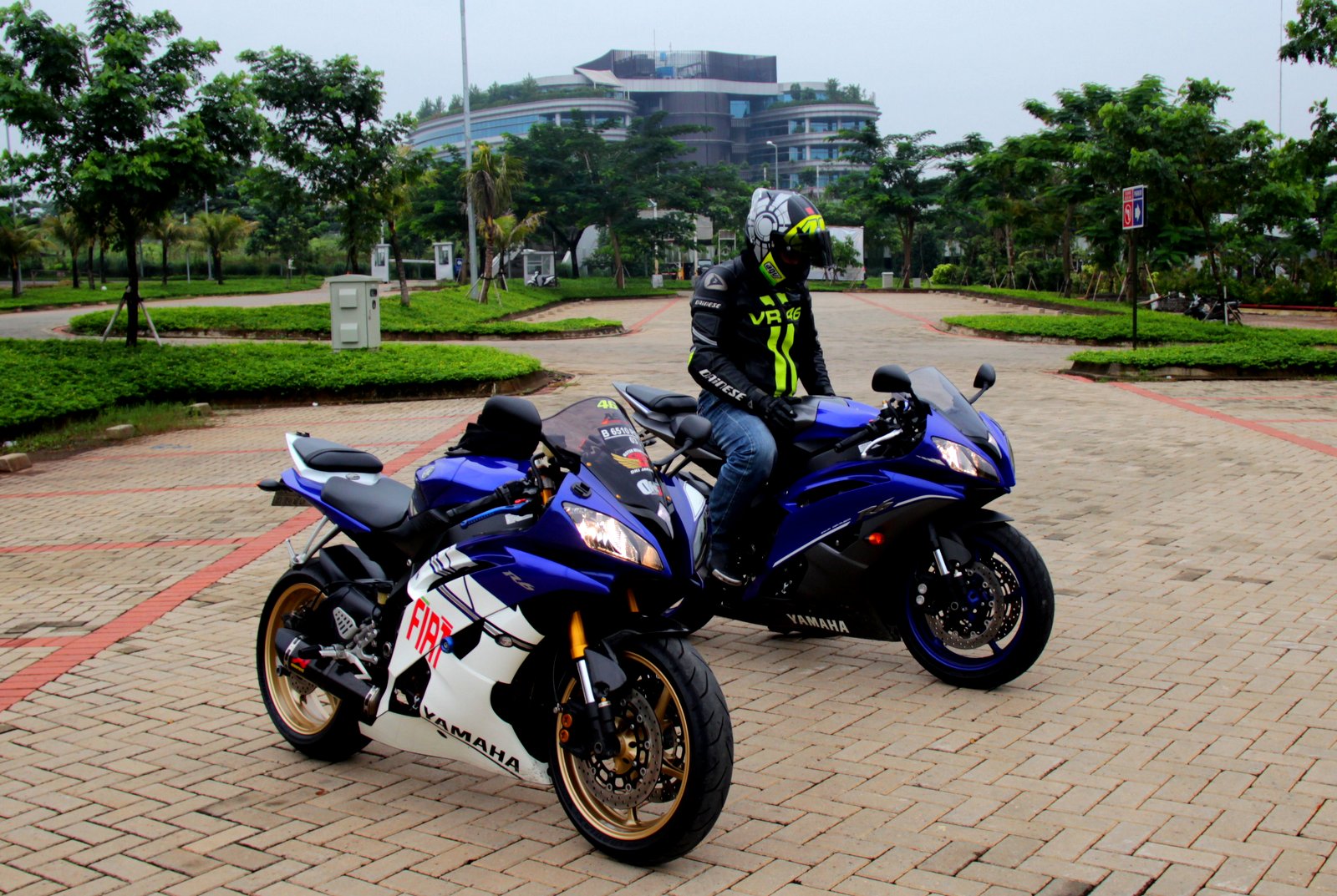 Limited edition langka super istimewa no crash no jatuh bego modifikasi: Mengapa Memilih Yzf R6 7leopoldregis7