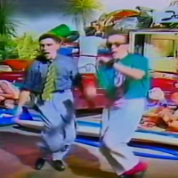 The song became the duo's first number 1 single and reached number 53 in the uk singles chart. Vamos A La Playa Righeira 80sneverend Summer Smashes