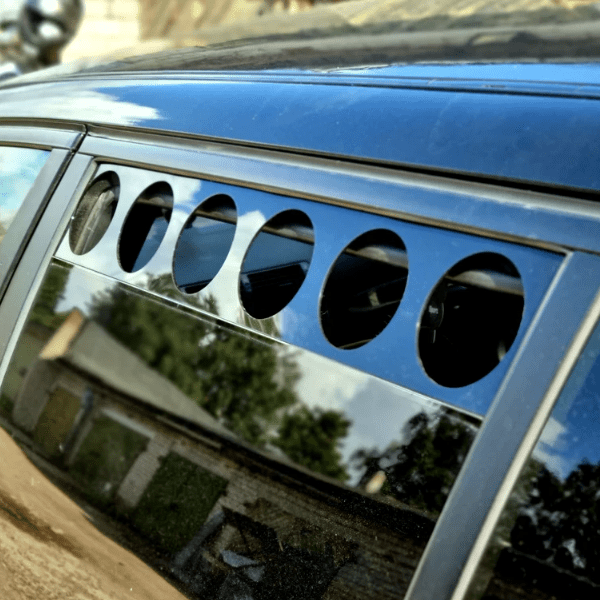 BMW E39 touring/universaal akende tuulutusavad (Window Vents)
