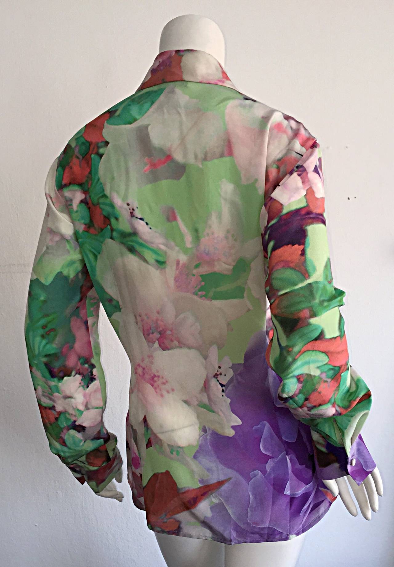 How to tie a kangaroo carry with a woven baby wrap: Beautiful Escada Silk Watercolor Blouse w/ Deteachable