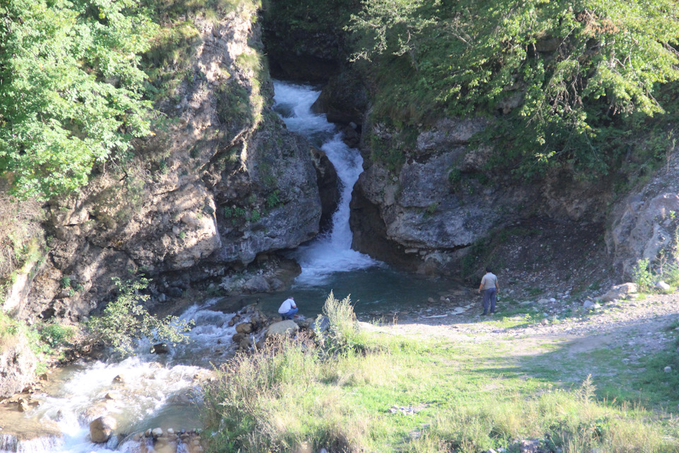 01/03/2021 · к водопаду гедмишх можно проехать по грунтовой дороге, которая доступна для полноприводных автомобилей повышенной проходимости, в идеале, … Otpusk Chast 2 Vodopad Gedmishh I Ozera Shadhurej Mitsubishi Pajero Sport 2 5 L 2011 Goda Na Drive2