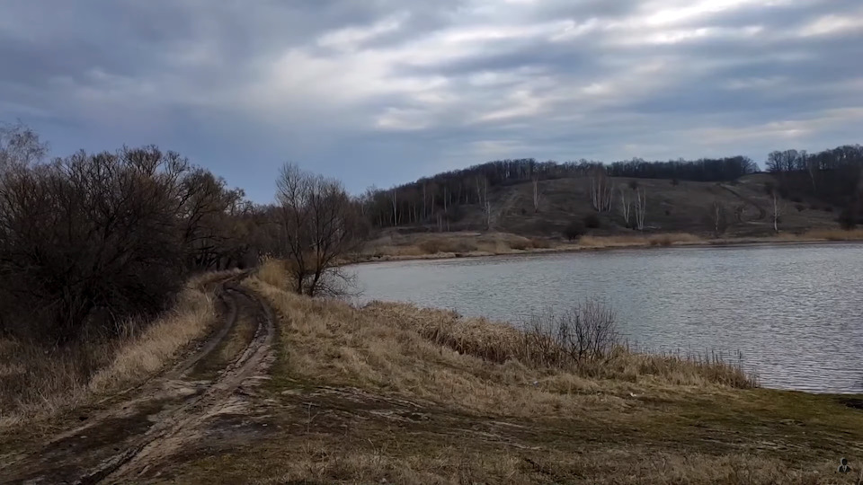 Недалеко от нашего села есть озеро угрим, расположенное в лесу. Hutor Ugrim 8 Marta V Bolote Soobshestvo Klub Puteshestvennikov Na Drive2