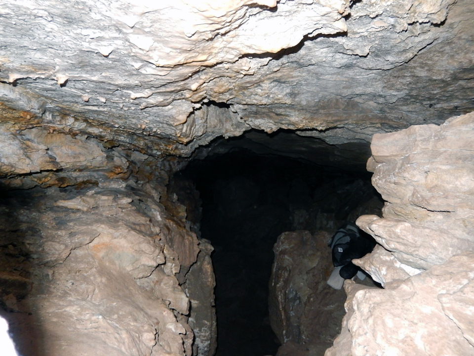 Скалолазание, экскурсия по штольням, исследование юрьевской пещеры,. Yurevskaya Peshera Tatarstan Kamsko Ustinskij Rajon Drive2