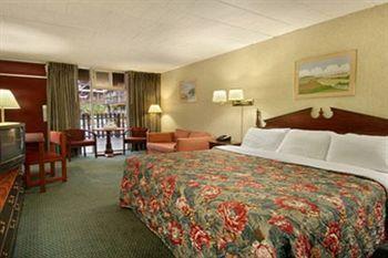 Sheraton Motor Inn