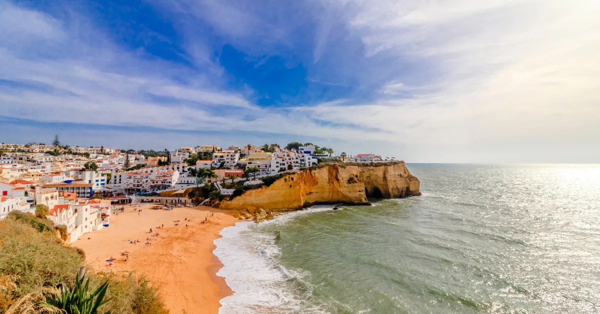 Finest Locations For Mountaineering In Algarve