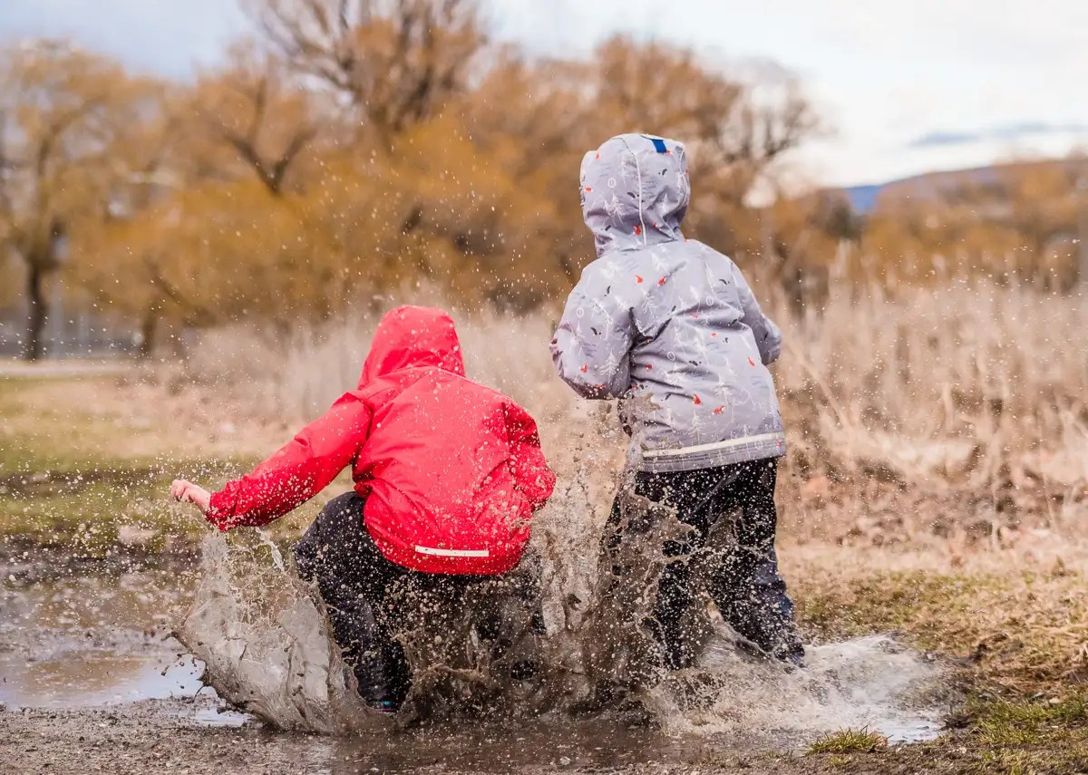Stop static, reduce wrinkles, and enjoy fresh, soft laundry with bounce. Say "yes!" to puddle play - Active For Life