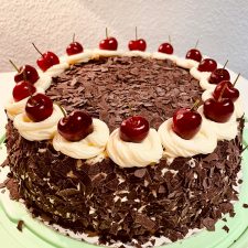 Diese low carb variante der schwarzwälder kirschtorte ist ein echter traum. Baking Blog Adya Kumar