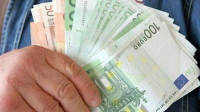 Dintre acestea, 11.858 au fost autoturisme, a căror scădere faţă de luna decembrie 2020 (când au fost înmatriculate 15.974 de unităţi), este. AnunÈ Urgent De La Apia Pentru Accesarea Sprijinului De 59 De Milioane De Lei Alocat In Acest An