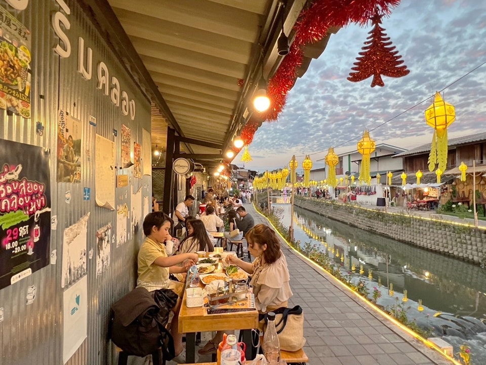 【泰國清邁】泰版小樽運河市集：Khlong Mae Kha｜湄卡運河夜市