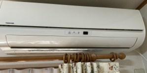 安佐南区買い替えの為エアコン取り外し
