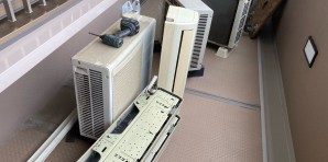 南区マンション、リフォームの為エアコン取り外し回収処分