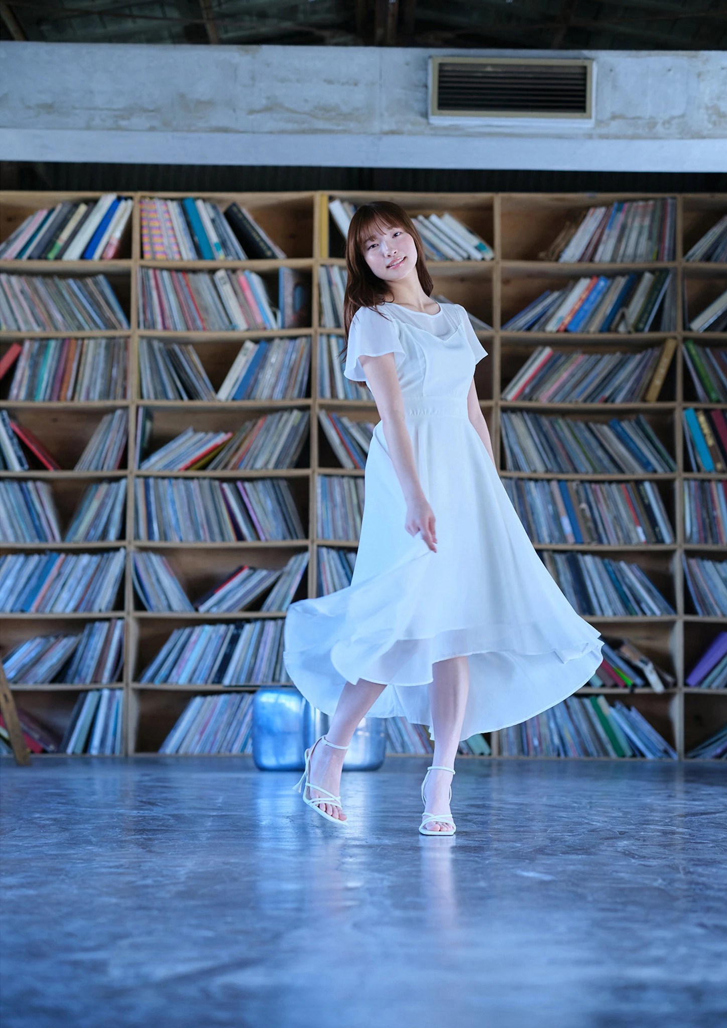 里仲菜月Gテレ写真集《cool breezin'》第二辑清凉呈现