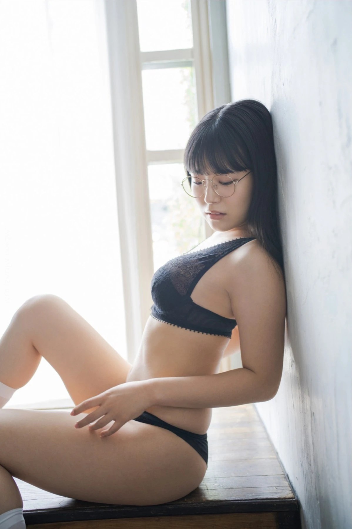 東雲うみ《女のコの秘密》写真集Set.01艺术解析 24 東雲うみ《女のコの秘密》写真集Set.01艺术解析