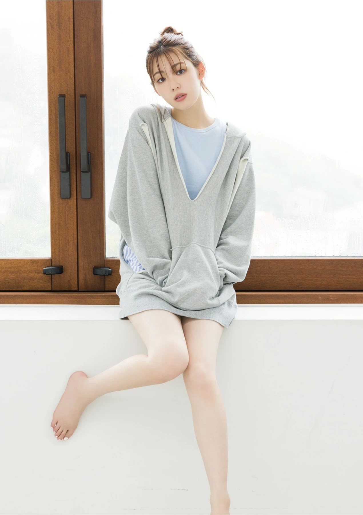 中村里帆数字写真集精选：YJ Photobook『Attention, please』专业推荐