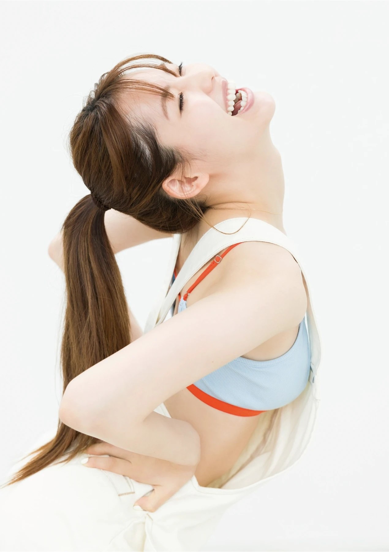 中村里帆数字写真集精选：YJ Photobook『Attention, please』专业推荐