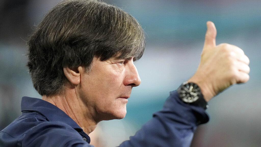 Joachim Loew Tertarik Latih Timnas Inggris?