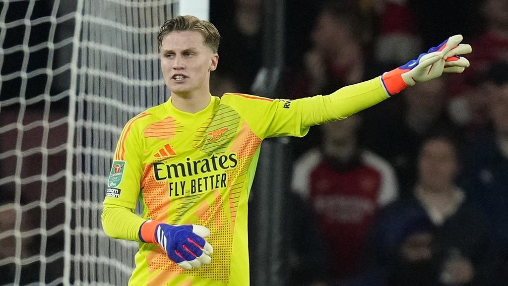 Apa Arsenal Masih Butuh Jasa Kiper 16 Tahun Ini Lagi?