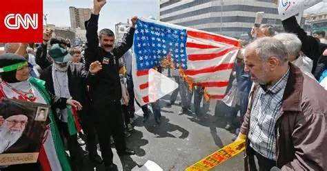 الخوف من الانتقام الرقمي: كيف يرى الأمريكيون تبعات الصدام المباشر مع طهران؟