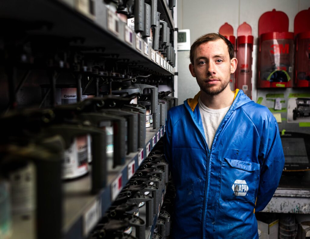 Together we offer the highest quality and most advanced paint technologies for collision repair, commercial fleet, and automotive specialty markets. Calgary Auto Paint Services l All Makes Collision Centre