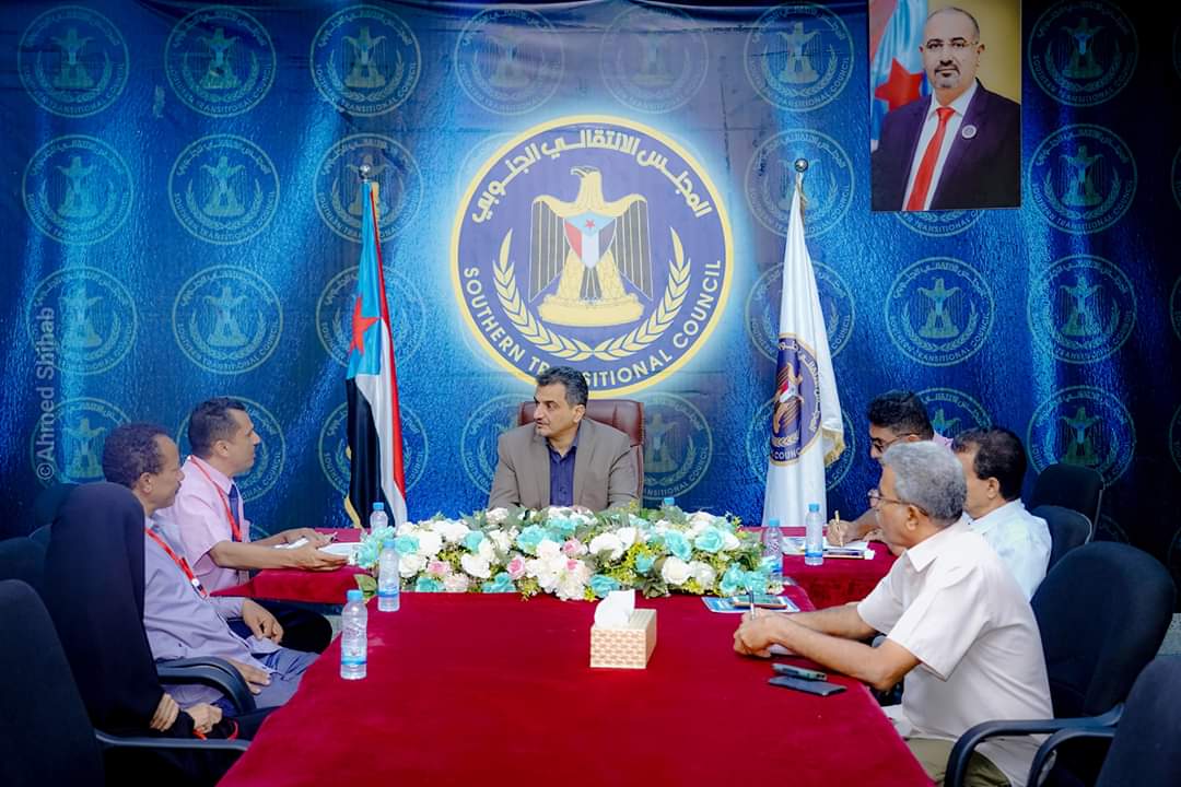 لملس يحث اللجنة التنسيقية للمعينين أكاديميا على انتهاج الطرق السلمية لانتزاع حقوق منتسبيها